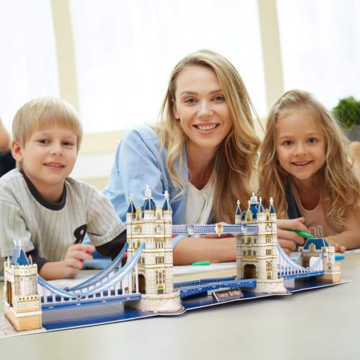 3D puzzle: Tower Bridge - London - National Geographic