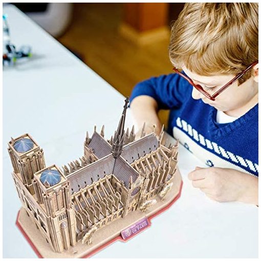 3D puzzle: Notre-Dame de Paris - National Geographic